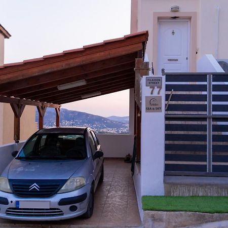Ferienwohnung Sea & Sky By Valeria Near The Airport Pórto Ráfti Exterior foto